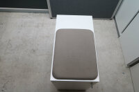 Bene Rollcontainer schmal-weiß mit Sitzpolster beige