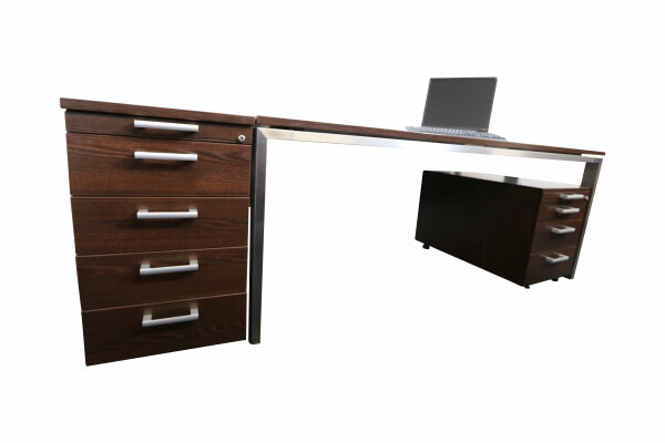 Wini Nussbaum Schreibtisch mit Sichtschutz zwei Größen 180x100 cm mit Edelstahl-Tischgestell